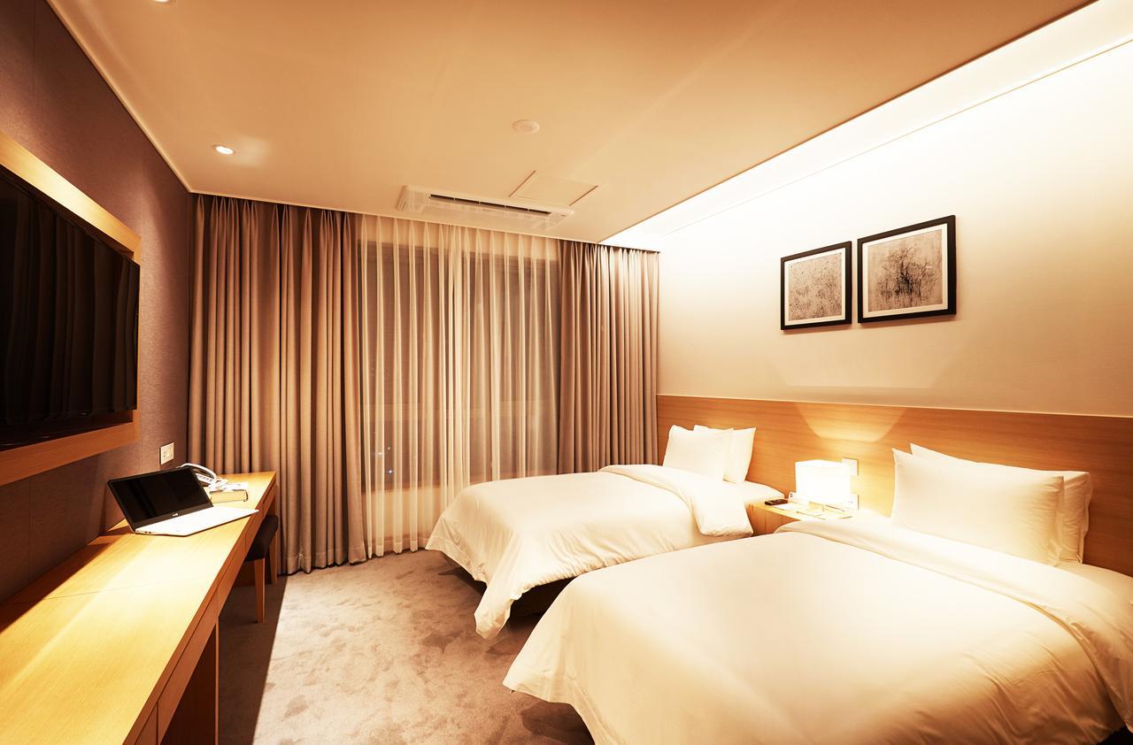 Osong H Hotel Sejong City Чхонджу Экстерьер фото